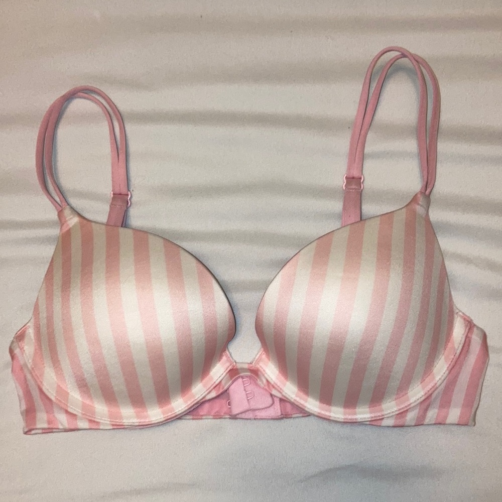 Women’s Victoria’s Secret Signature Stripe Very Sexy Push Up Plunge Bra
